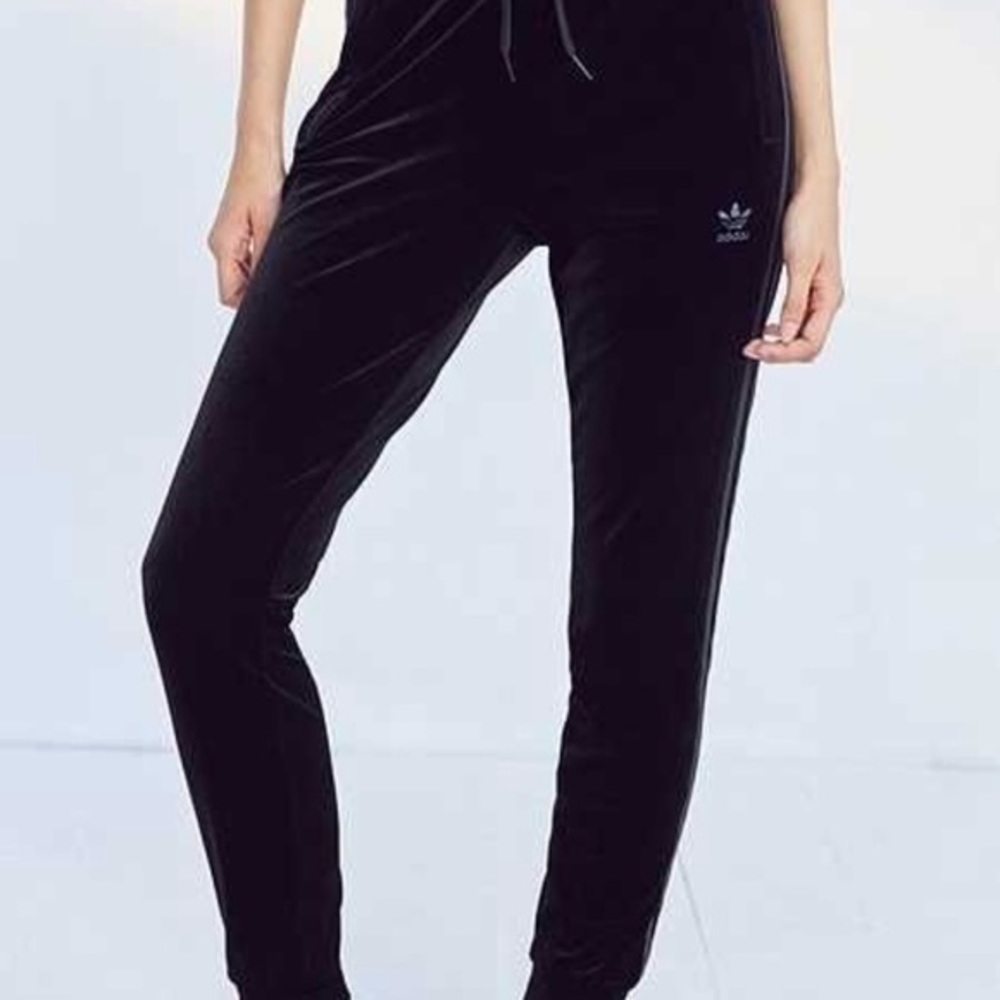 Adidas Velour Track Joggers Pants NWT Sz XS - Picture 2 of 4
